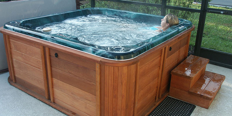wide range of hot tub & spa cleaning products and other supplies
